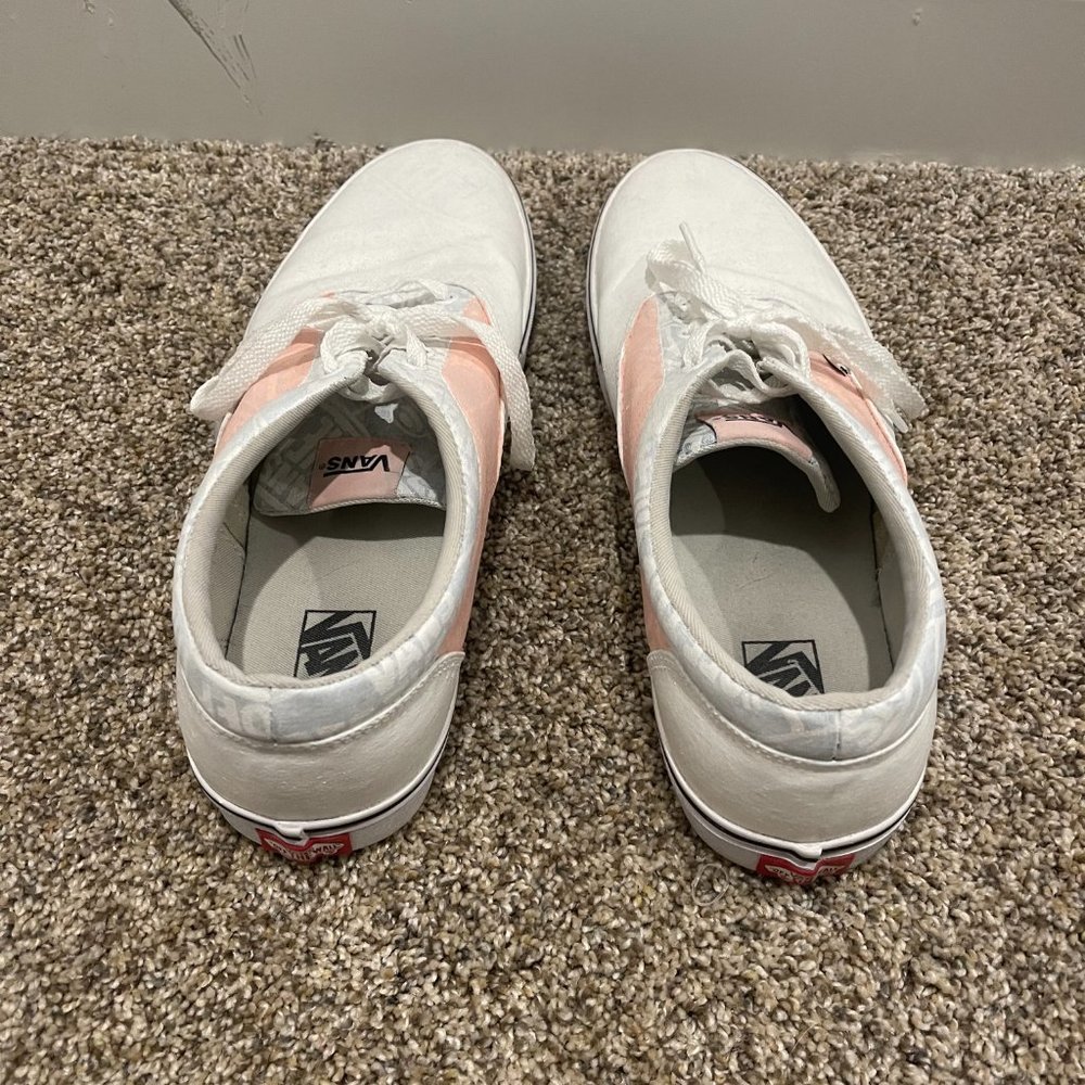 Vans - Picture 3 of 3